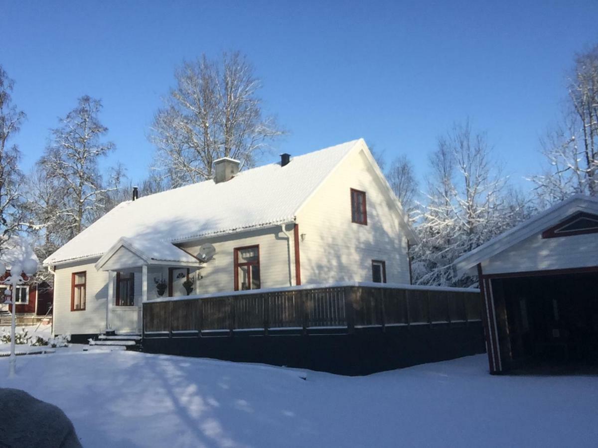 Ferienhaus Am Mycklaflon Eksjo Ngoại thất bức ảnh